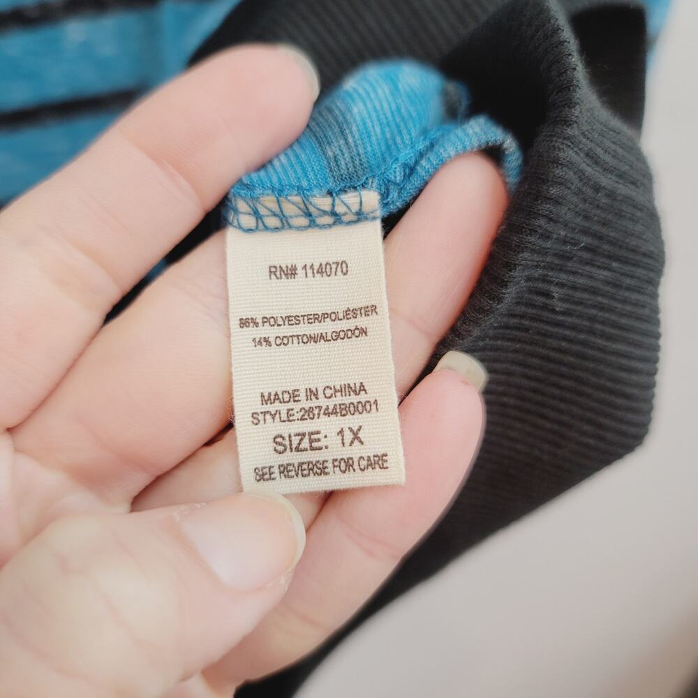 NWOT LA THREADS Blue & Black Striped Zipper Front Hoodie Top Women's Size 1X - Picture 4 of 8